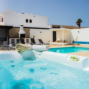 villa-maday-may.in-canary-islands.com/